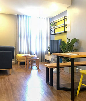 Thi cong phong khach